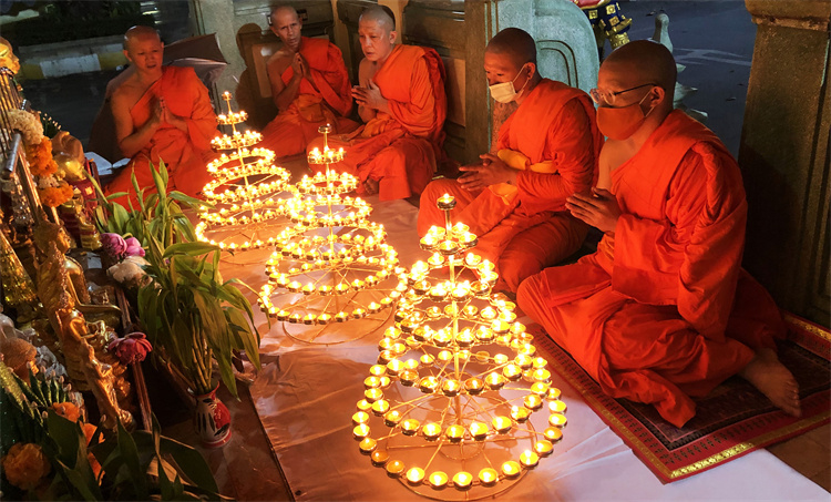 泰国南部佛牌：神秘护身符的魅力解析