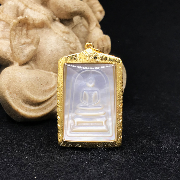 泰国黑色佛牌：神秘力量与信仰之融合