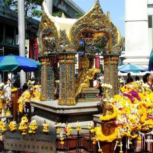 泰国寺庙四面佛还愿：礼仪流程与注意事项