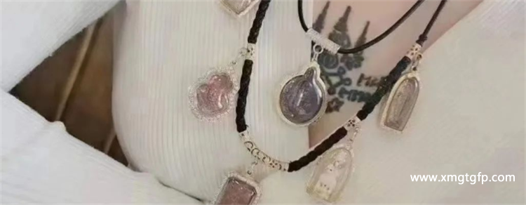 多尊泰国佛牌该如何佩戴？佩戴该注意的事项