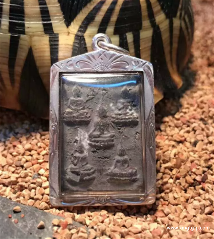 泰国佛牌 五方佛 泰国佛牌 五方佛.png