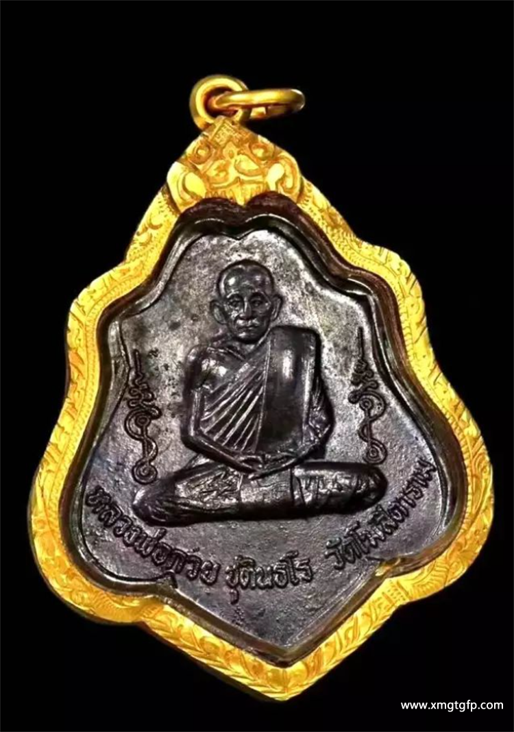 泰国佛牌 师傅自身像 泰国佛牌 师傅自身像.png