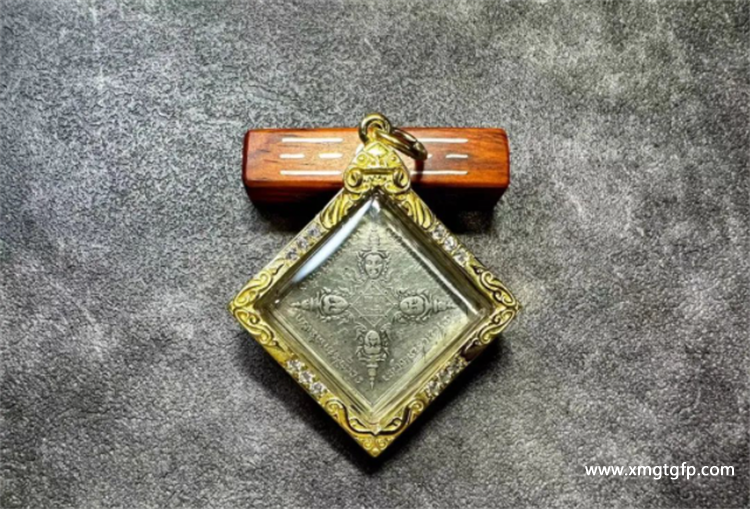 四面神佛牌 四面神佛牌.png