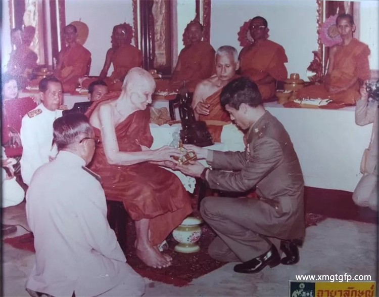 泰国佛牌 泰国佛牌 5.jpg