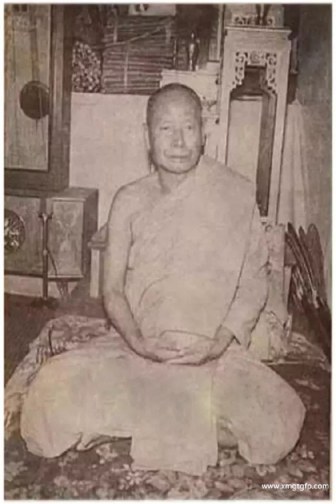 泰国虎牙佛牌;泰国虎牙佛牌功效大吗：泰国虎牙佛牌：神秘护身符的威力