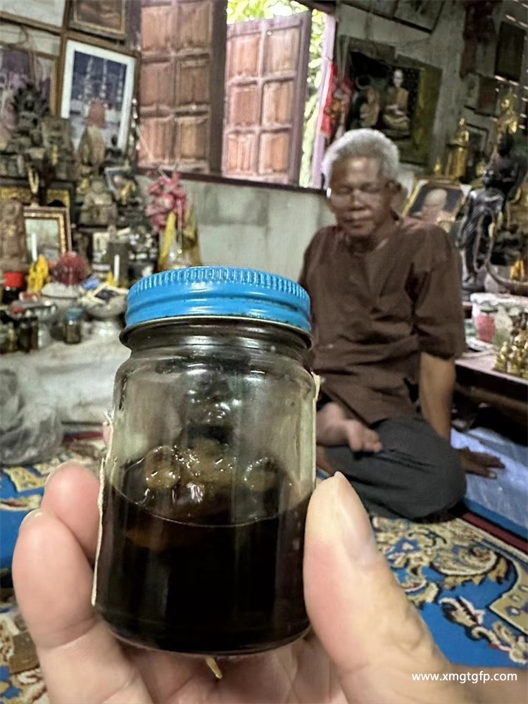 泰国佛牌 龙婆爹 2485年 早期金童子 (2).jpg