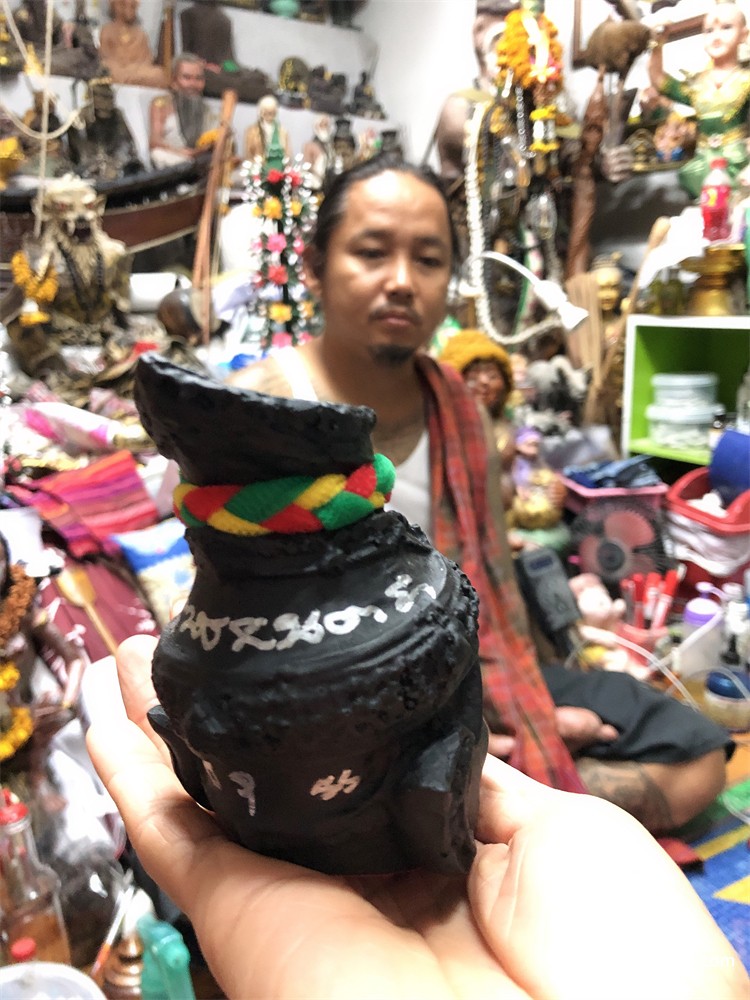 阿赞湾猜 鲁士头 泰国佛牌  3.jpg