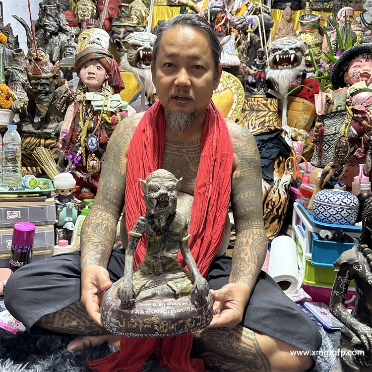 泰国佛牌 阿赞湾猜 虎头鲁士 (2).jpg
