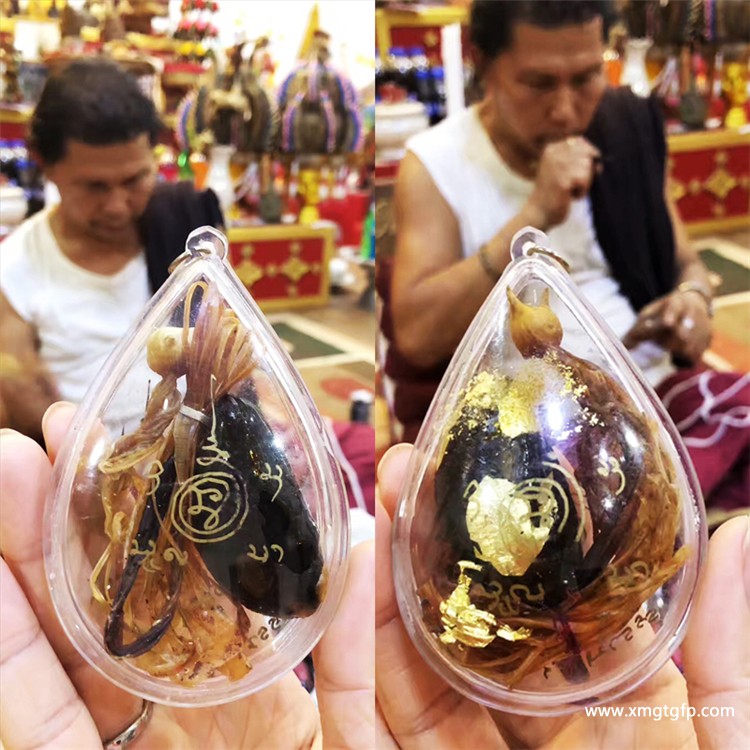 泰国佛牌 阿赞龙纳 招财蛇爪 泰国佛牌 阿赞龙纳 招财蛇爪 4.jpg