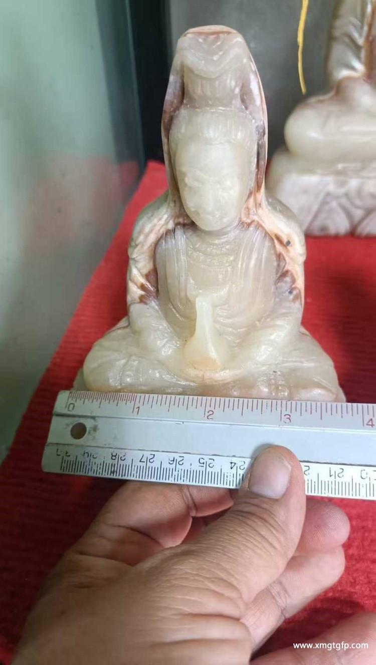 泰国佛牌 龙宫舍利 坐姿观音 (2).jpg