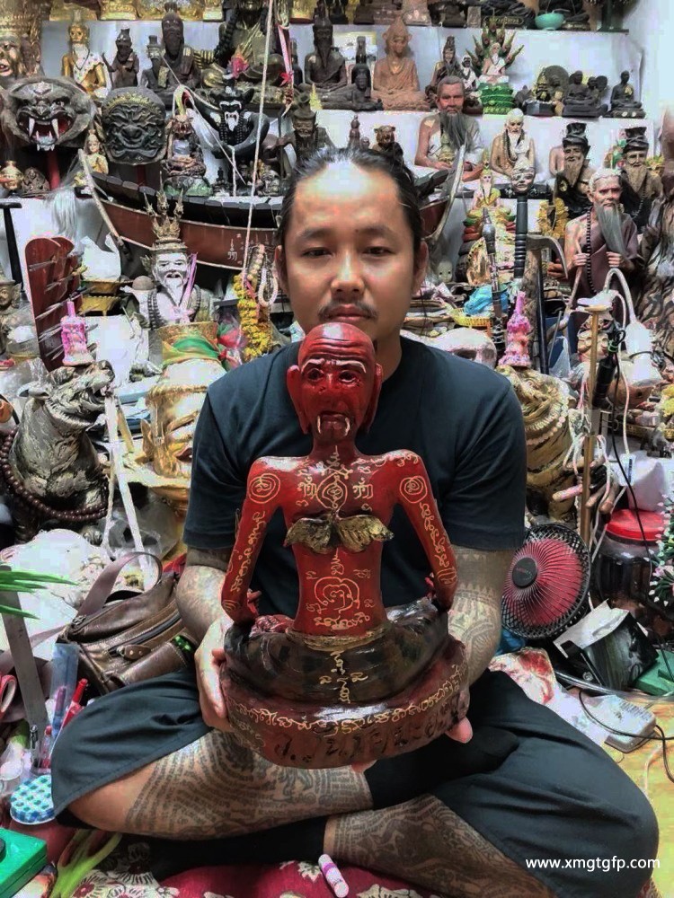 泰国佛牌  阿赞湾猜 鲁士普盖娇 (3).jpg