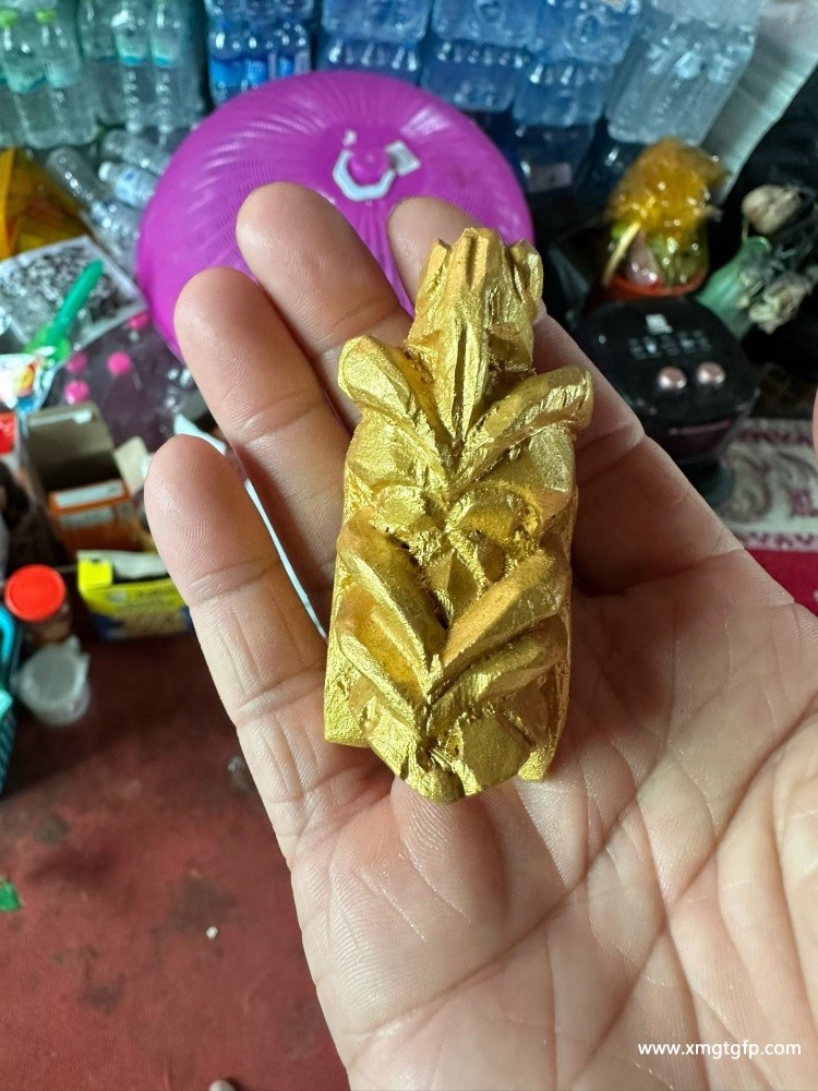 泰国佛牌 古巴堪范 纳兰黄蜂 泰国佛牌 古巴堪范 纳兰黄蜂 (3).jpg