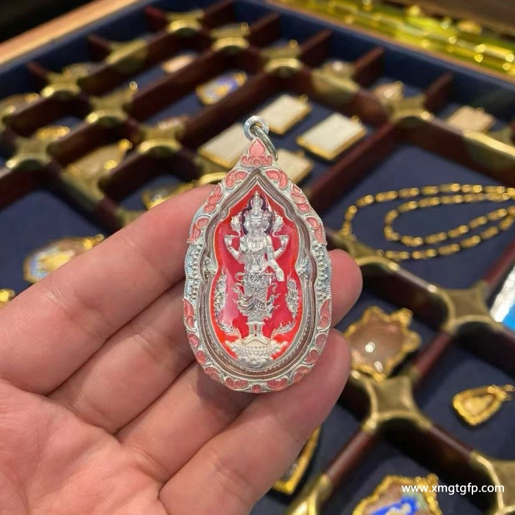 泰国佛牌 龙婆 Gee 五面爱神 (2).jpg